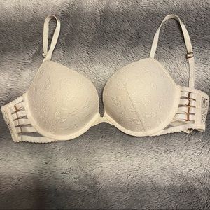 Victoria’s Secret Push-up Bra